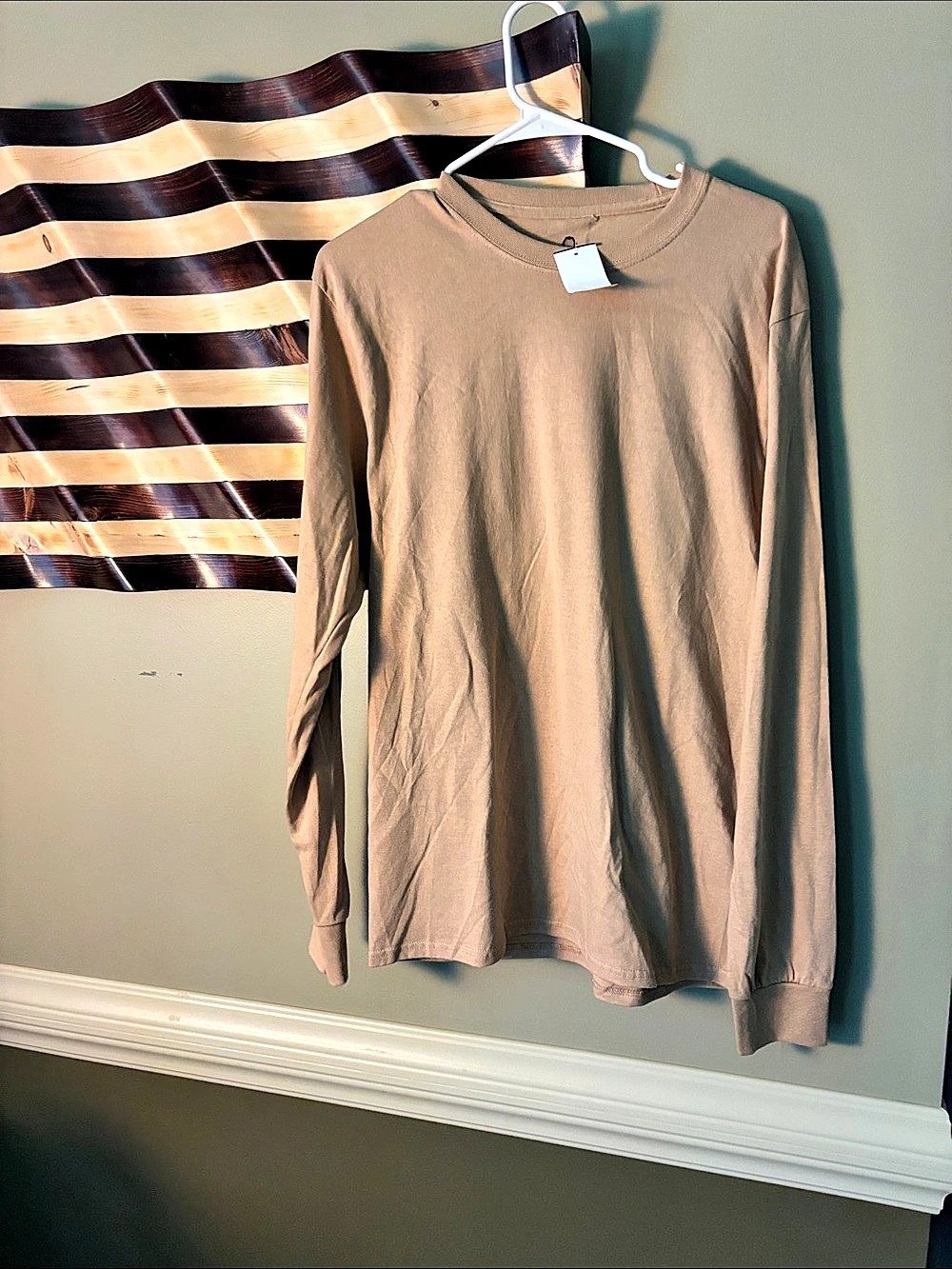 Men's Biege Long Sleeve Tee Gray Medium NWT